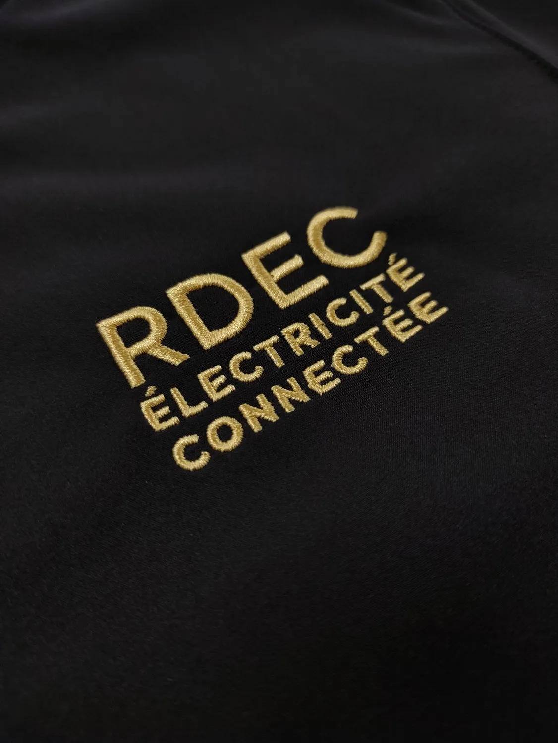 Détail broderie RDEC