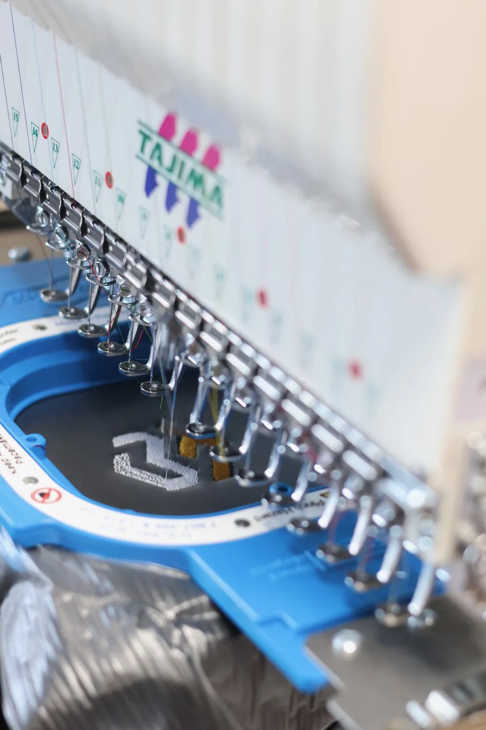 Atelier broderie — vue artistique